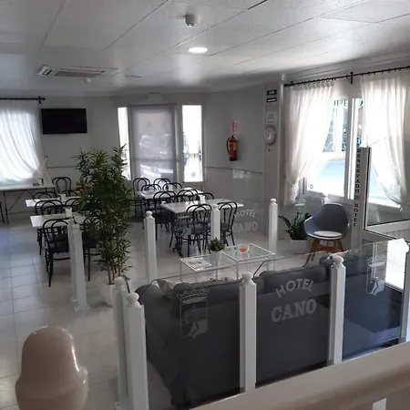 Cano Ξενοδοχείο