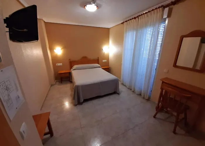 Ξενοδοχείο Cano *