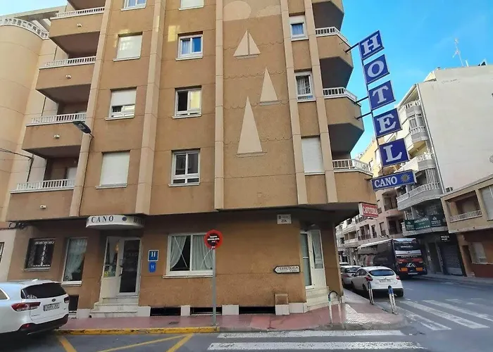 Cano Hotel *
